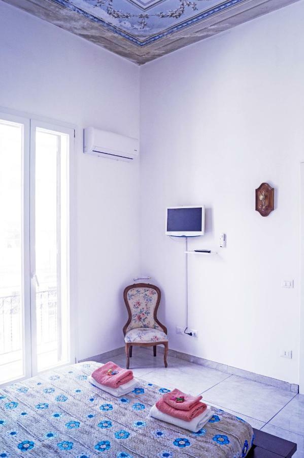 Le Casette Di Laura Palermo Exterior foto